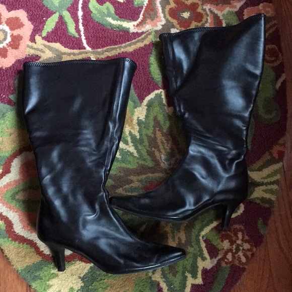 black wide leg boots